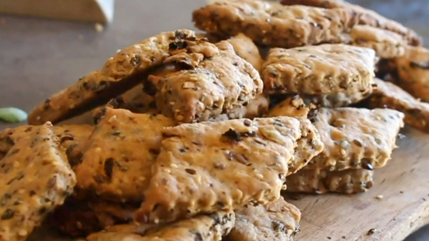 Crackers au plantain - Recette plantes sauvages OUMBI.fr